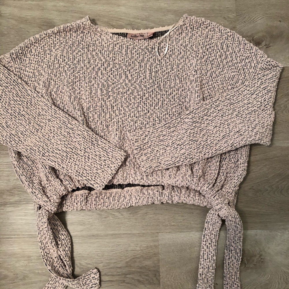 Knitted Tan cropped sweater!